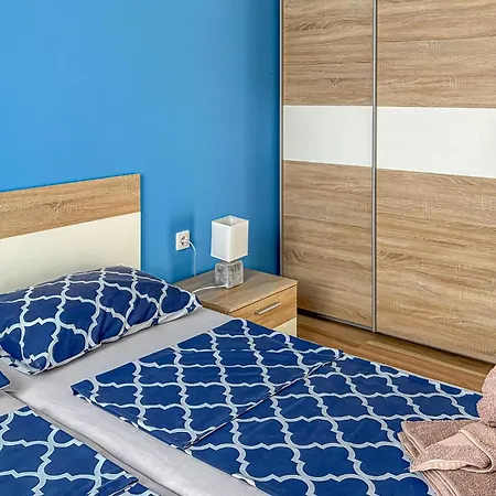Apartmán Beautiful In With Wifi